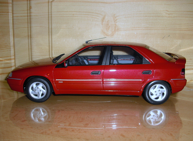 2_Xantia Activa 3.0 V6 červená 1997 resin (Ottomobile) -1/18 