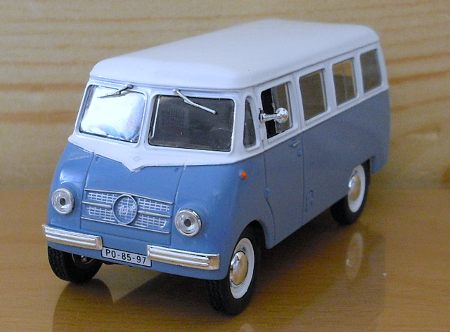 53_Nysa N59 mikrobus modrá 1959 (Polsko) P.R.C.-1/43