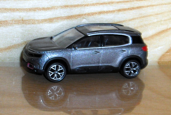 14_C5 Aircross šedá met. 2018 (Norev)-1/64
