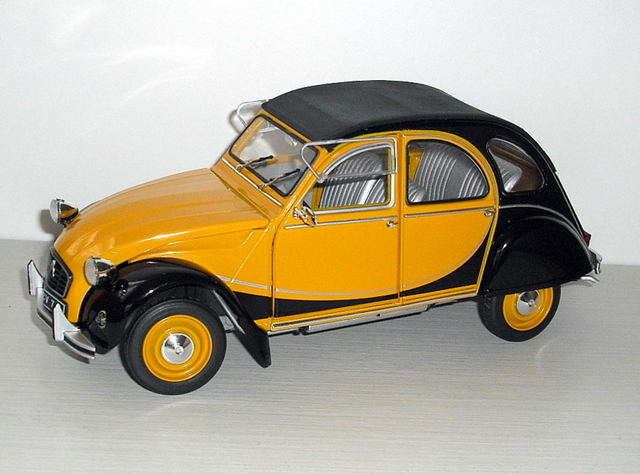 16_2CV Charl. žlutá-černá 1982 (Solido) měř:1/18