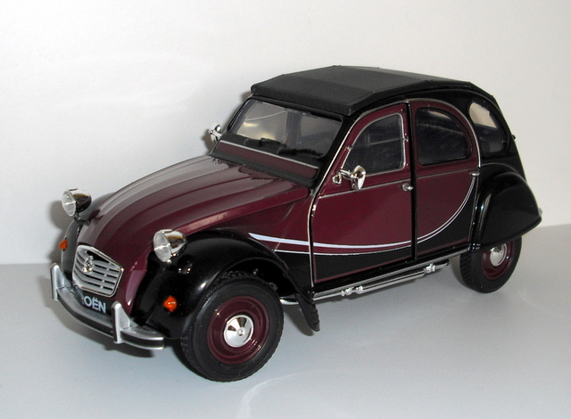 22_2CV Charl. bordo-černá 1984 (Welly) měř:1/24