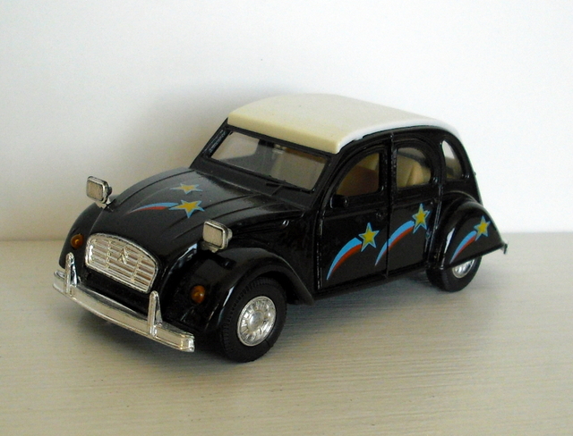27_2CV černá s potisky (Welly) měř:1/32