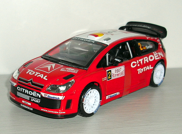 18_C4 WRC #2 Monte Carllo 2007(Bburago) měř:1/32