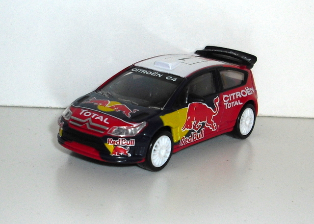 40_C4 WRC RedBull 2009 (Norev) měř:1/64