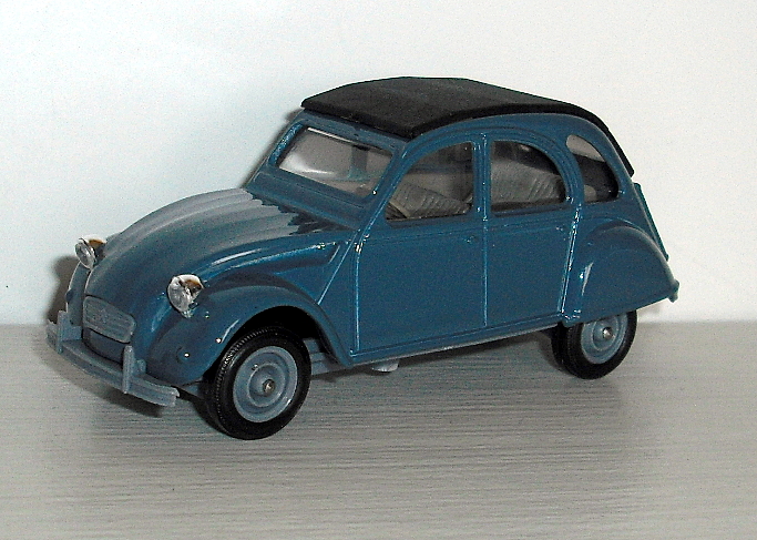 17_2CV šedomodrá 1979 (Solido)