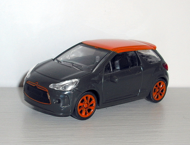 122_DS3 Racing antracit 2012 (Mondo Motors)