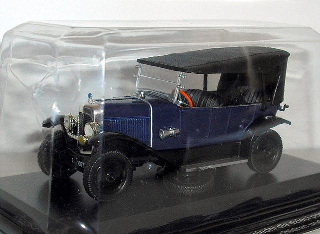 1_B2 Torpedo modrá 1922 (Amercom)