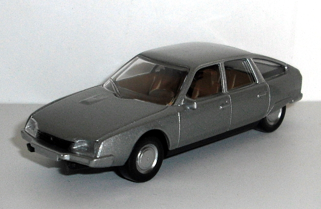 11_CX 1974 stříbrná (Norev)-1/64